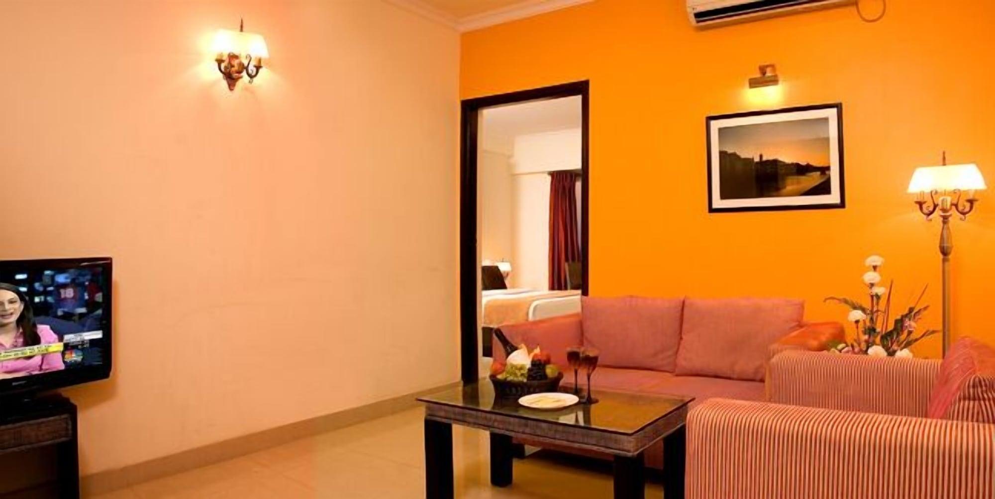 Hotel Shilton Royale Bangalore Exterior foto
